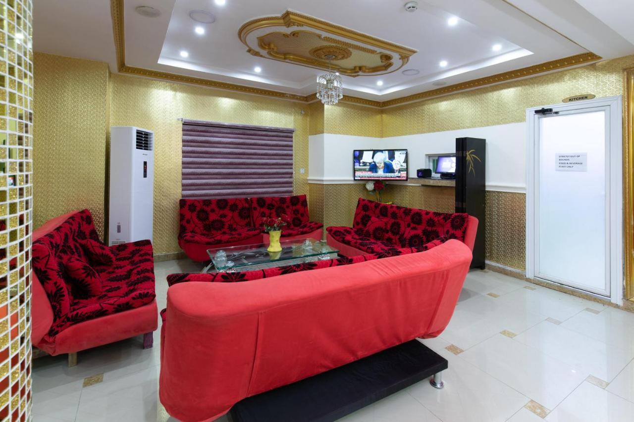 Ag Hotel And Suites Ogbodjo Екстериор снимка