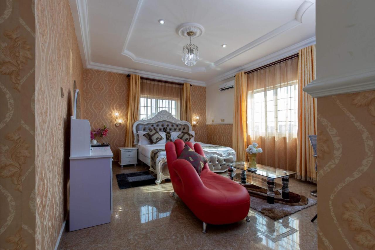 Ag Hotel And Suites Ogbodjo Екстериор снимка