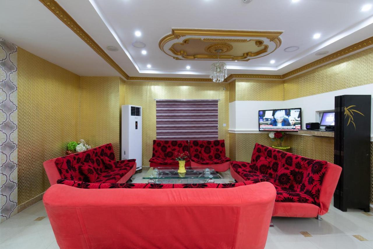 Ag Hotel And Suites Ogbodjo Екстериор снимка