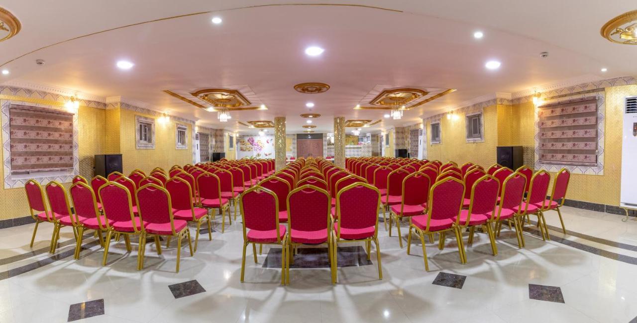 Ag Hotel And Suites Ogbodjo Екстериор снимка