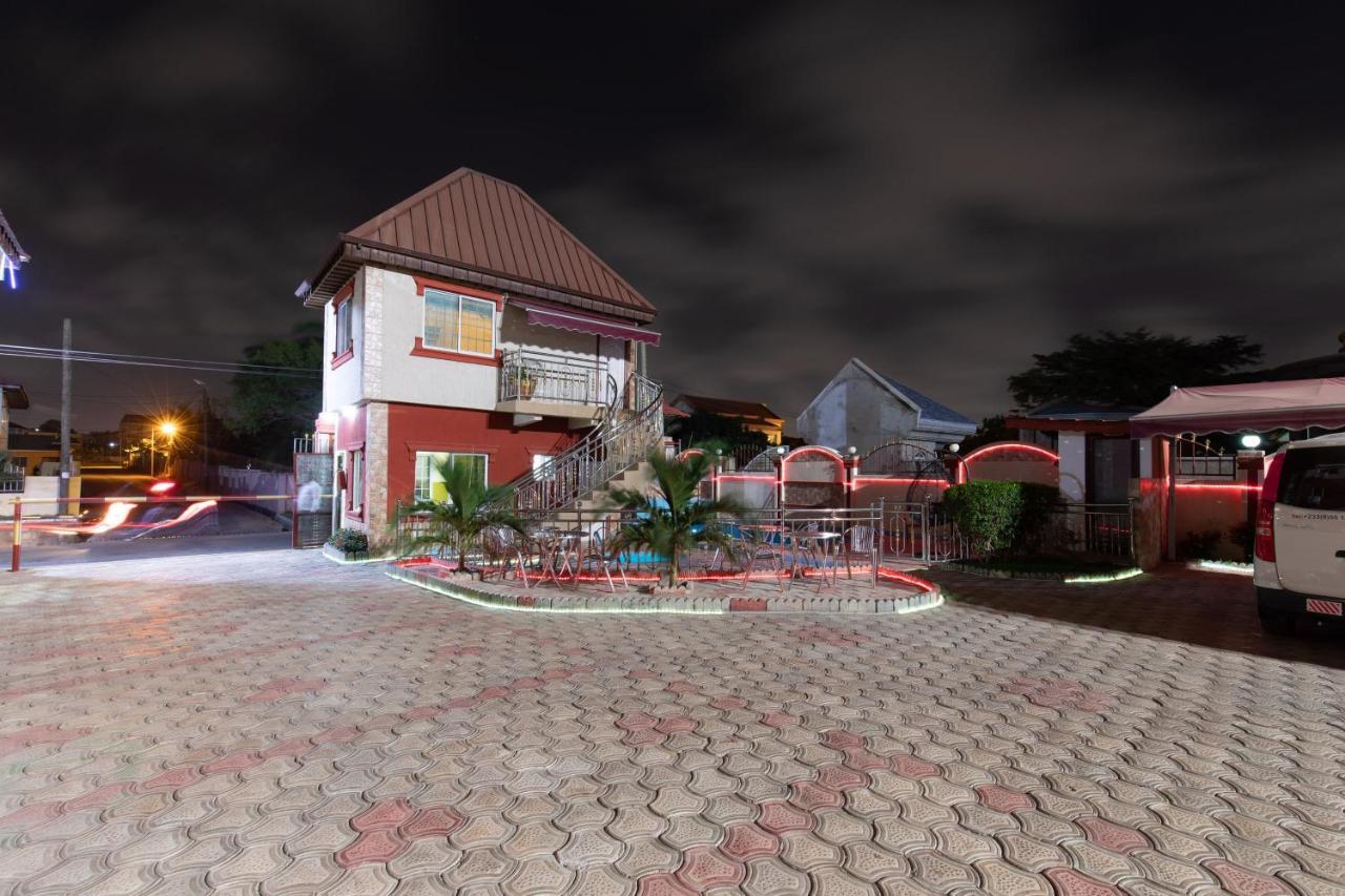 Ag Hotel And Suites Ogbodjo Екстериор снимка