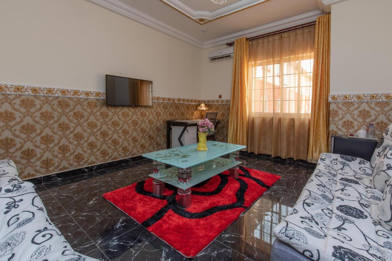 Ag Hotel And Suites Ogbodjo Екстериор снимка